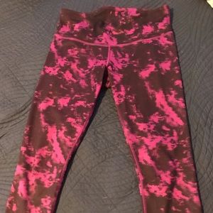Lululemon cropped leggings Size 8